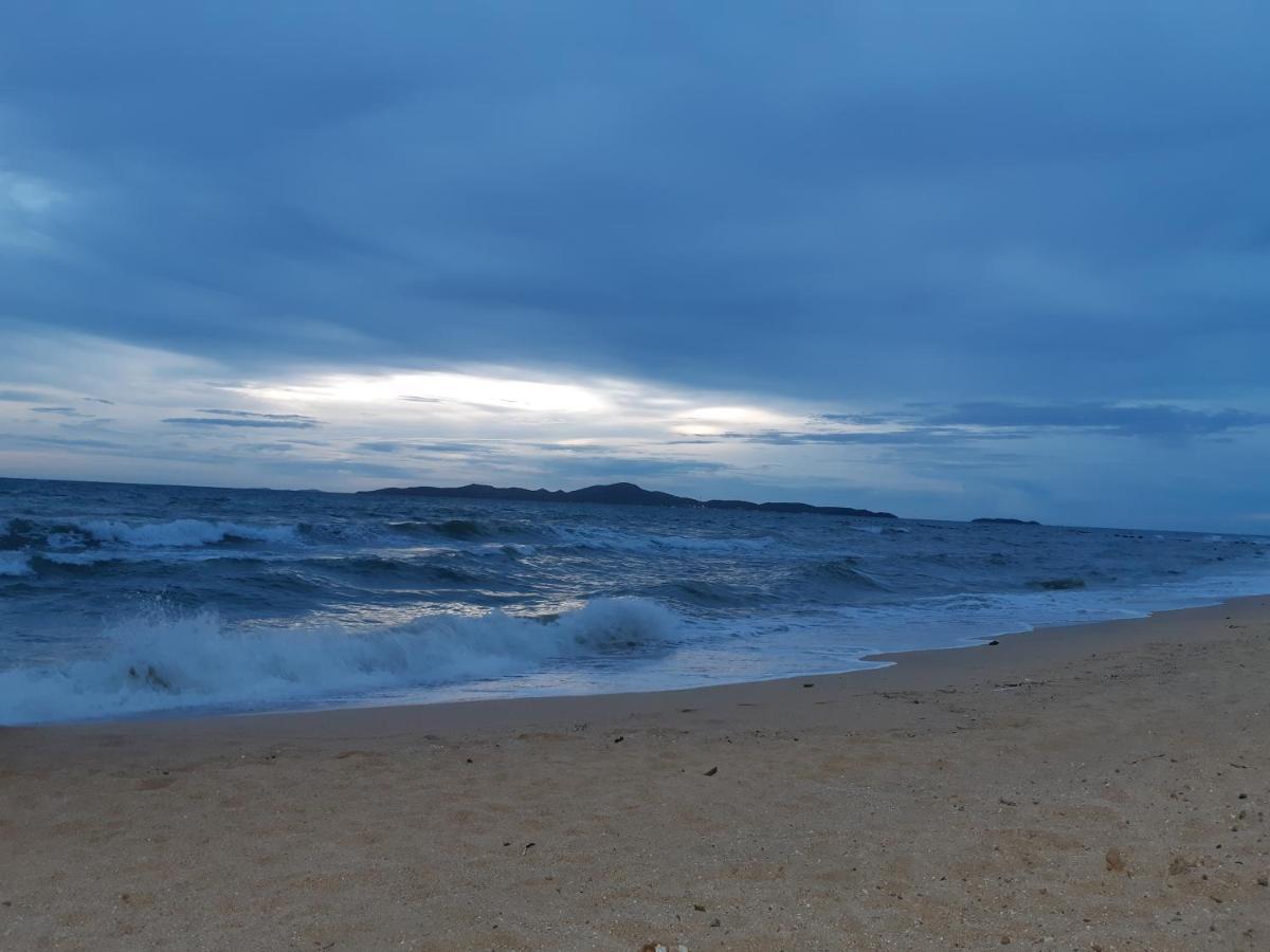 Nong Guest House Pattaya Buitenkant foto