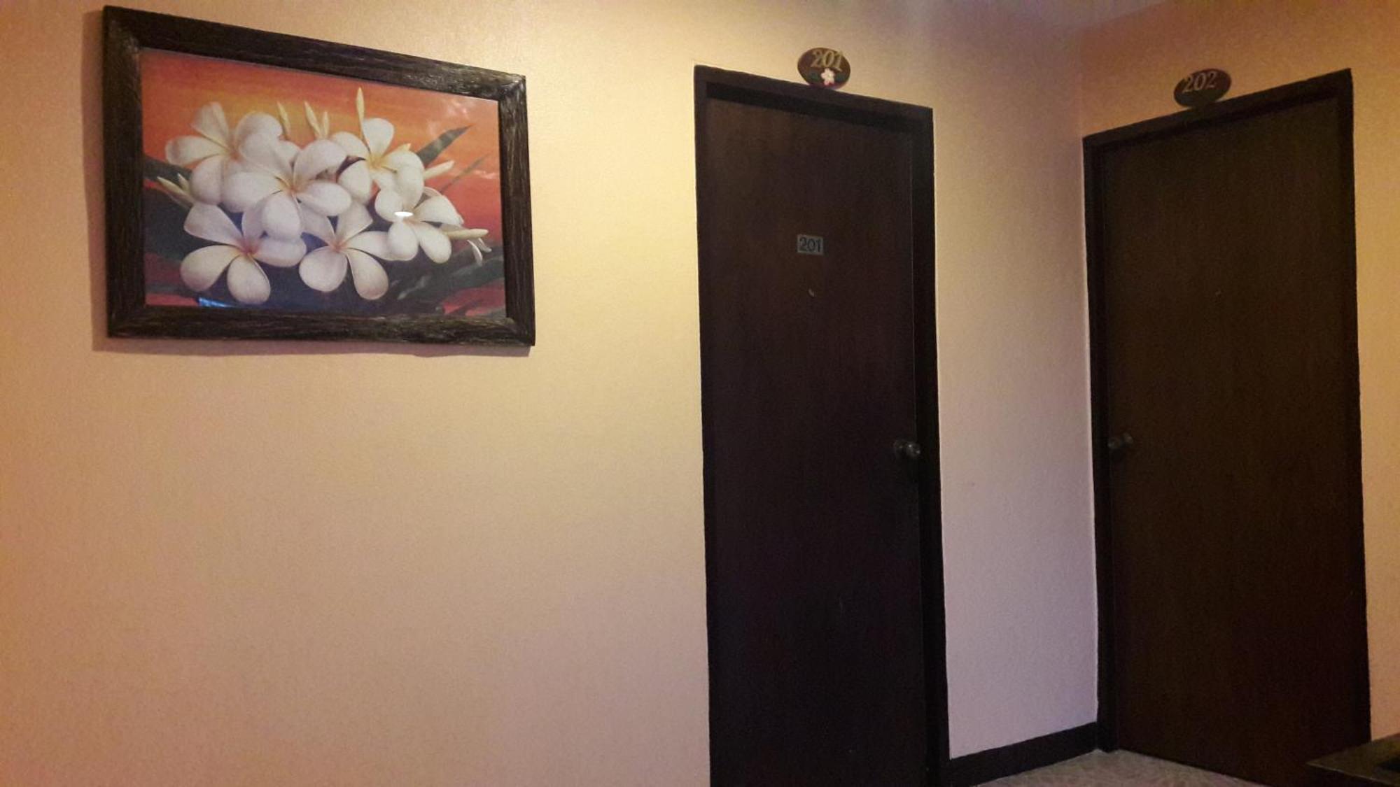 Nong Guest House Pattaya Buitenkant foto