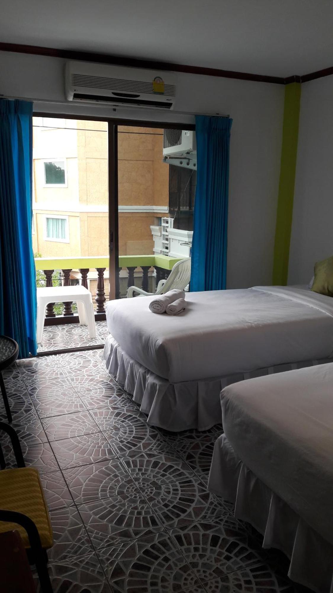 Nong Guest House Pattaya Buitenkant foto