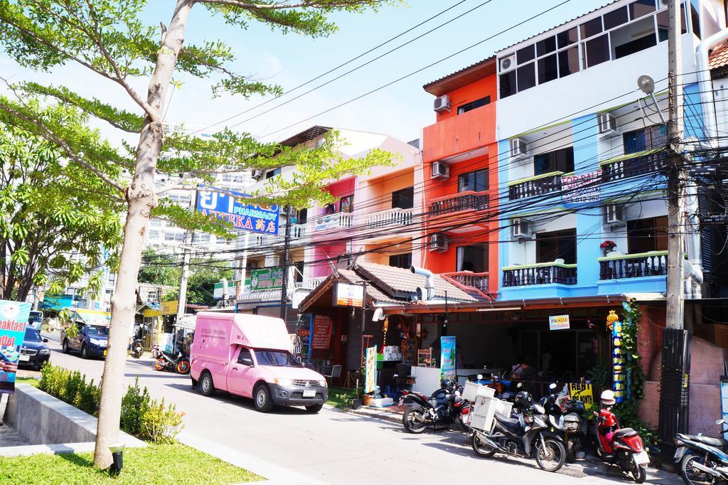 Nong Guest House Pattaya Buitenkant foto