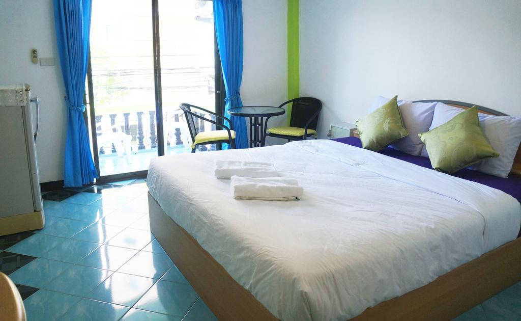 Nong Guest House Pattaya Buitenkant foto