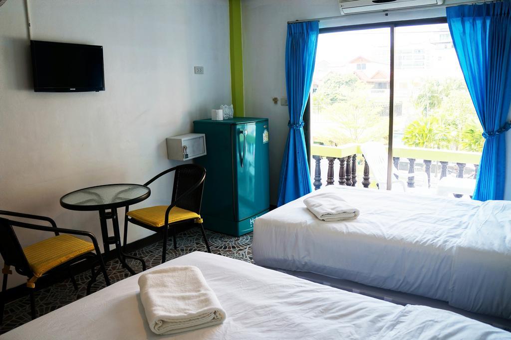 Nong Guest House Pattaya Buitenkant foto