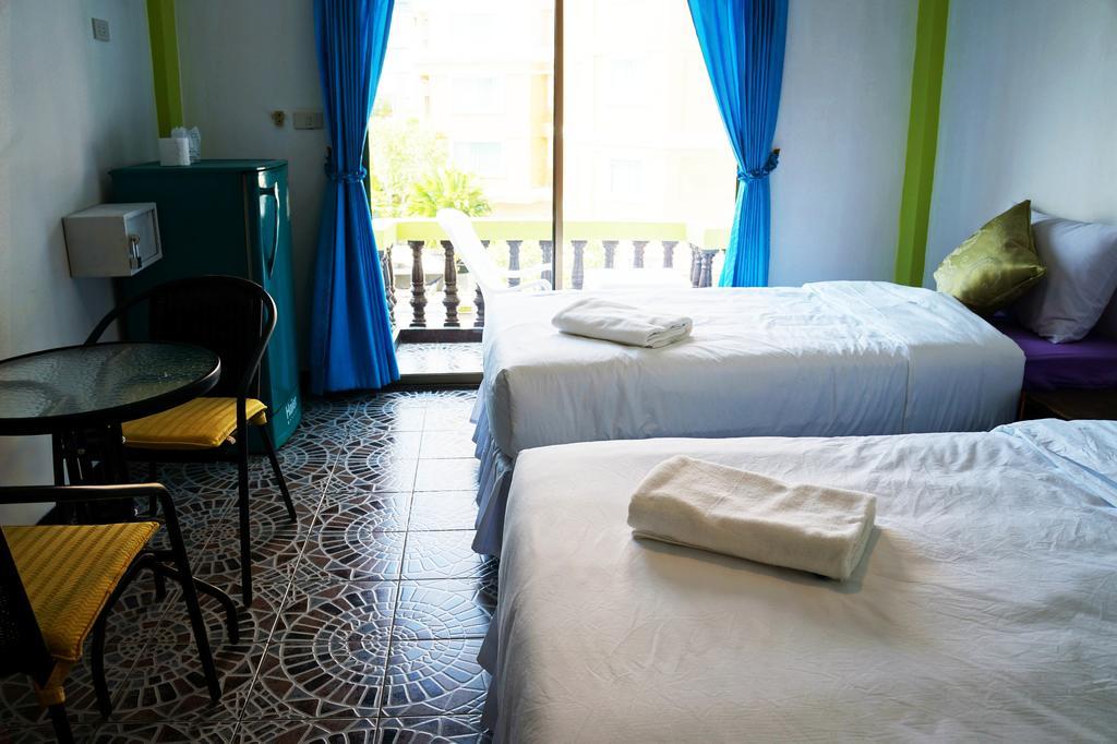 Nong Guest House Pattaya Buitenkant foto
