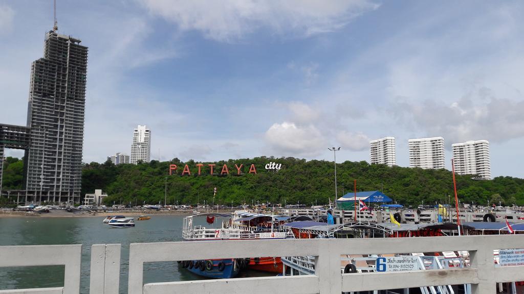 Nong Guest House Pattaya Buitenkant foto