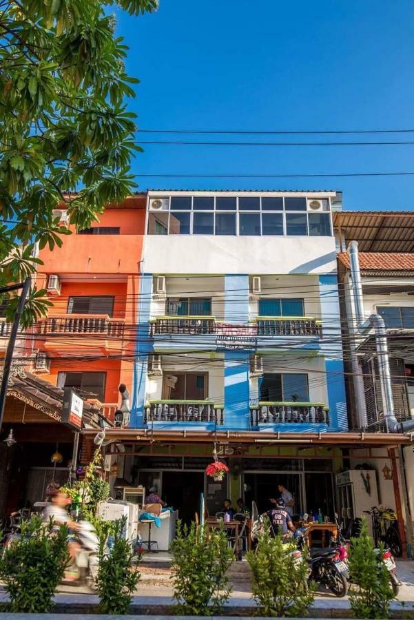 Nong Guest House Pattaya Buitenkant foto
